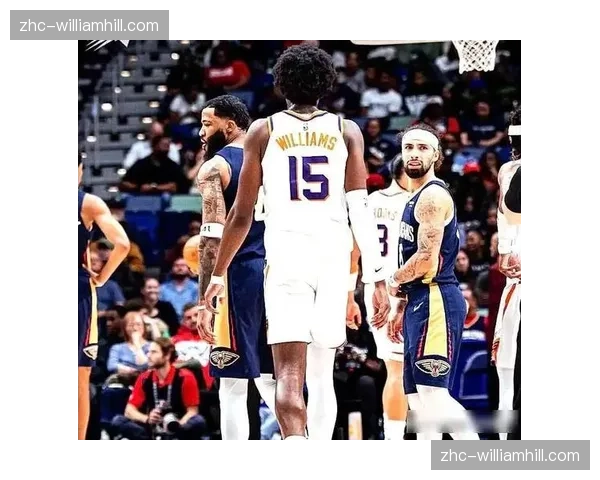 太阳全场紧逼战术见效 替补后卫吉莱斯皮后场施压成奇兵 太阳全场紧逼战术见效 替补后卫吉莱斯皮后场施压成奇兵